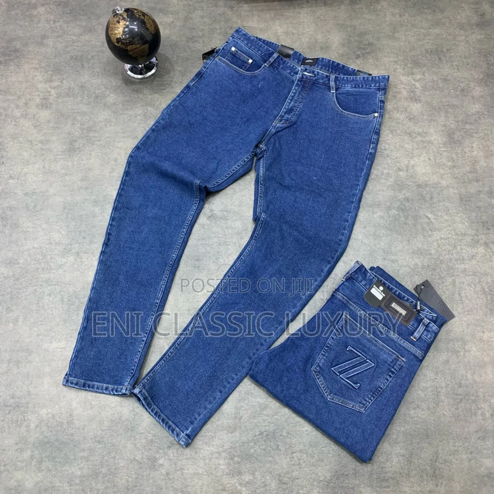 Top Quality Luxury Men's Jeans 👖 Valentino Available