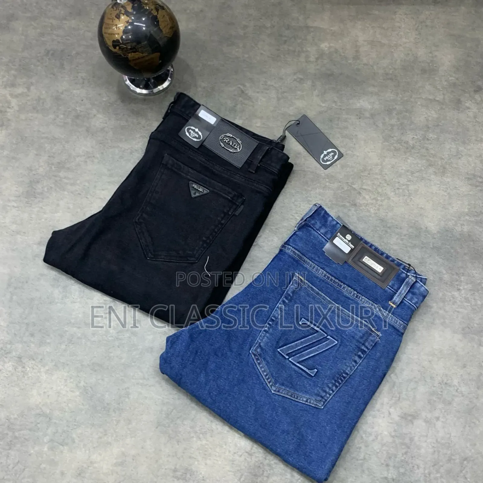 Top Quality Luxury Men's Jeans 👖 Valentino Available
