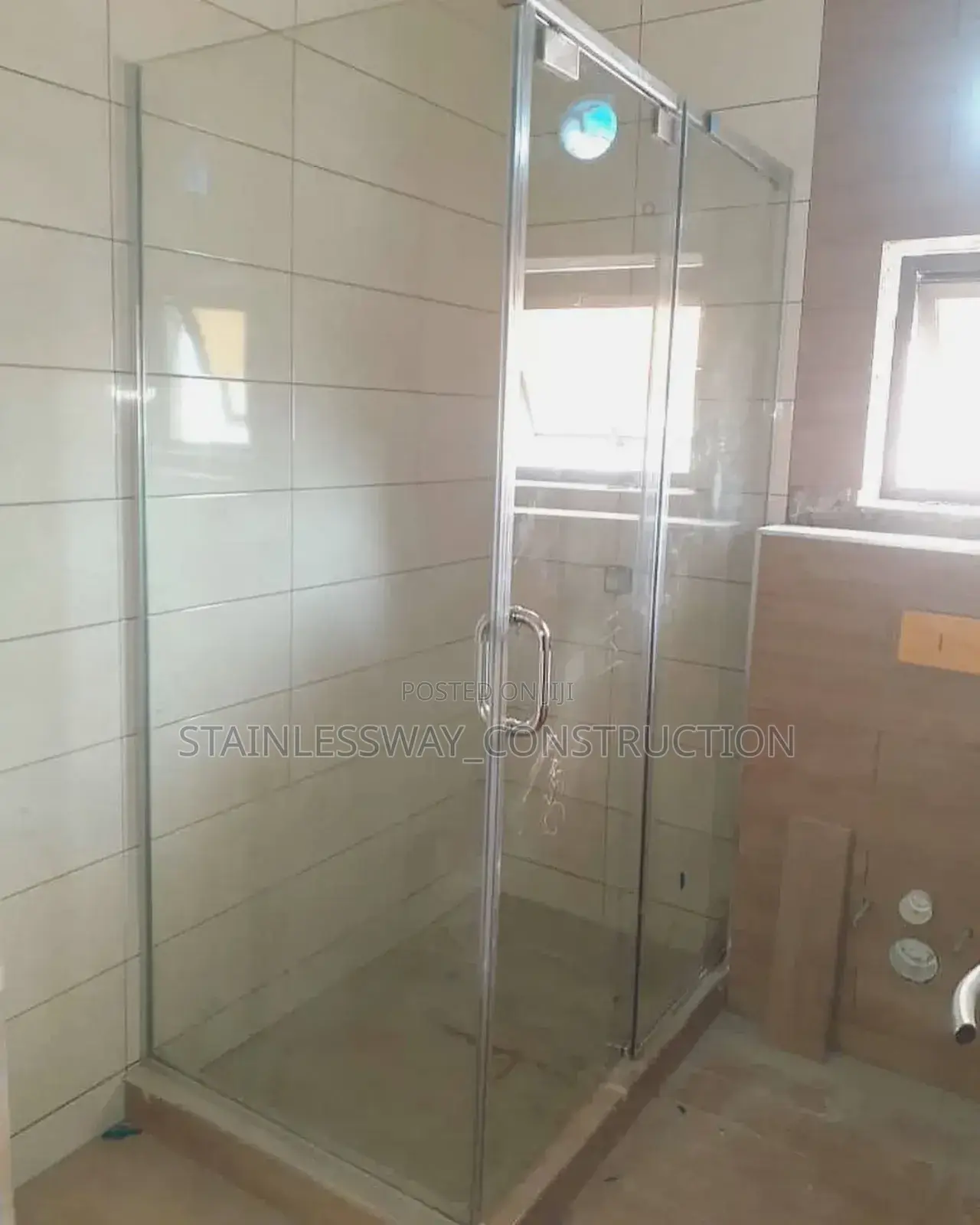 Pure Showercubicle Glassenclosure Lux