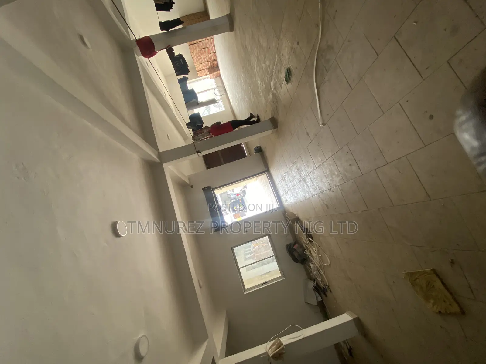 Warehouse to Let