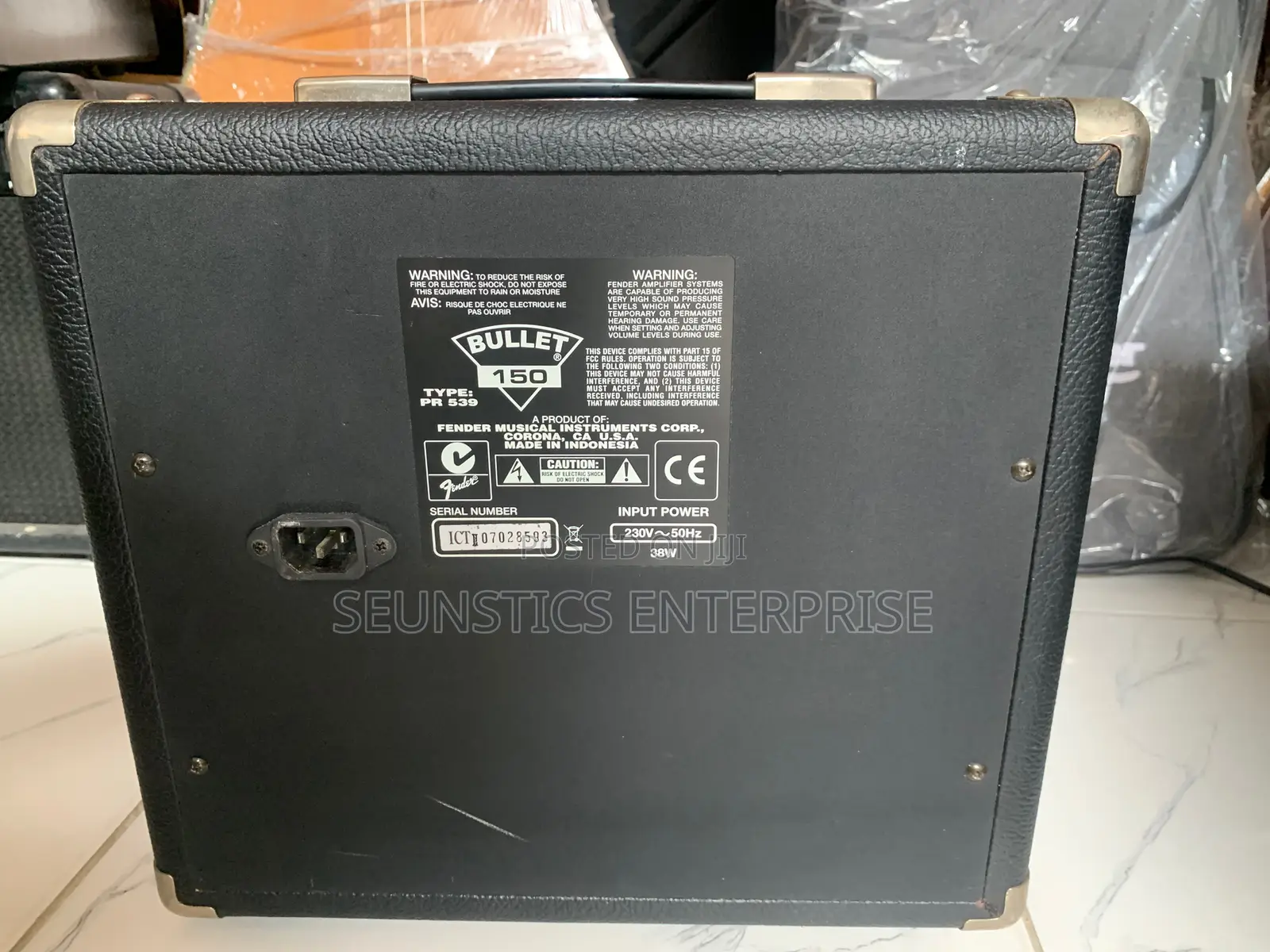 Quality Fender Bullet 150 Lead Guitar Amplifier (Combo)