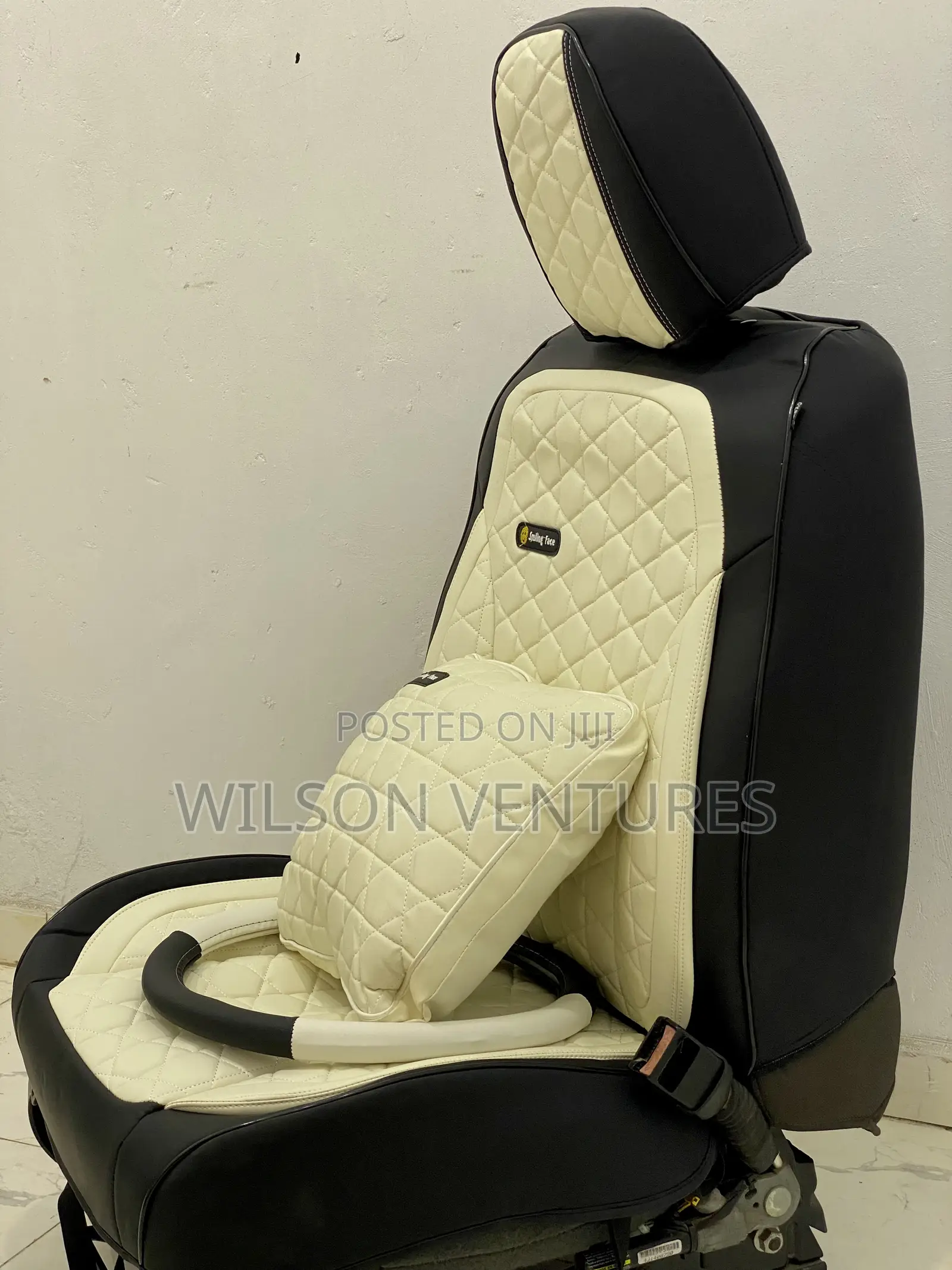 5 Seater Cream and Black Seat Cover