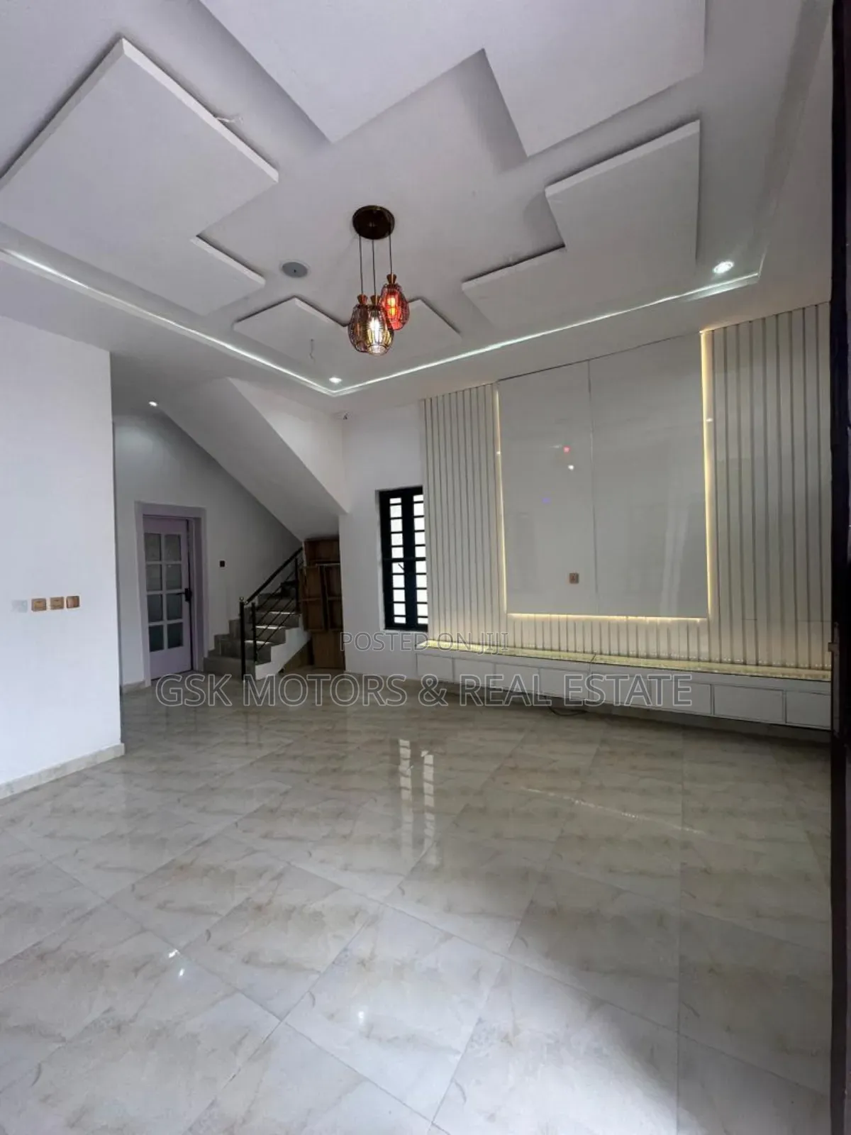 4bdrm Duplex In Ikota Villa For Sale
