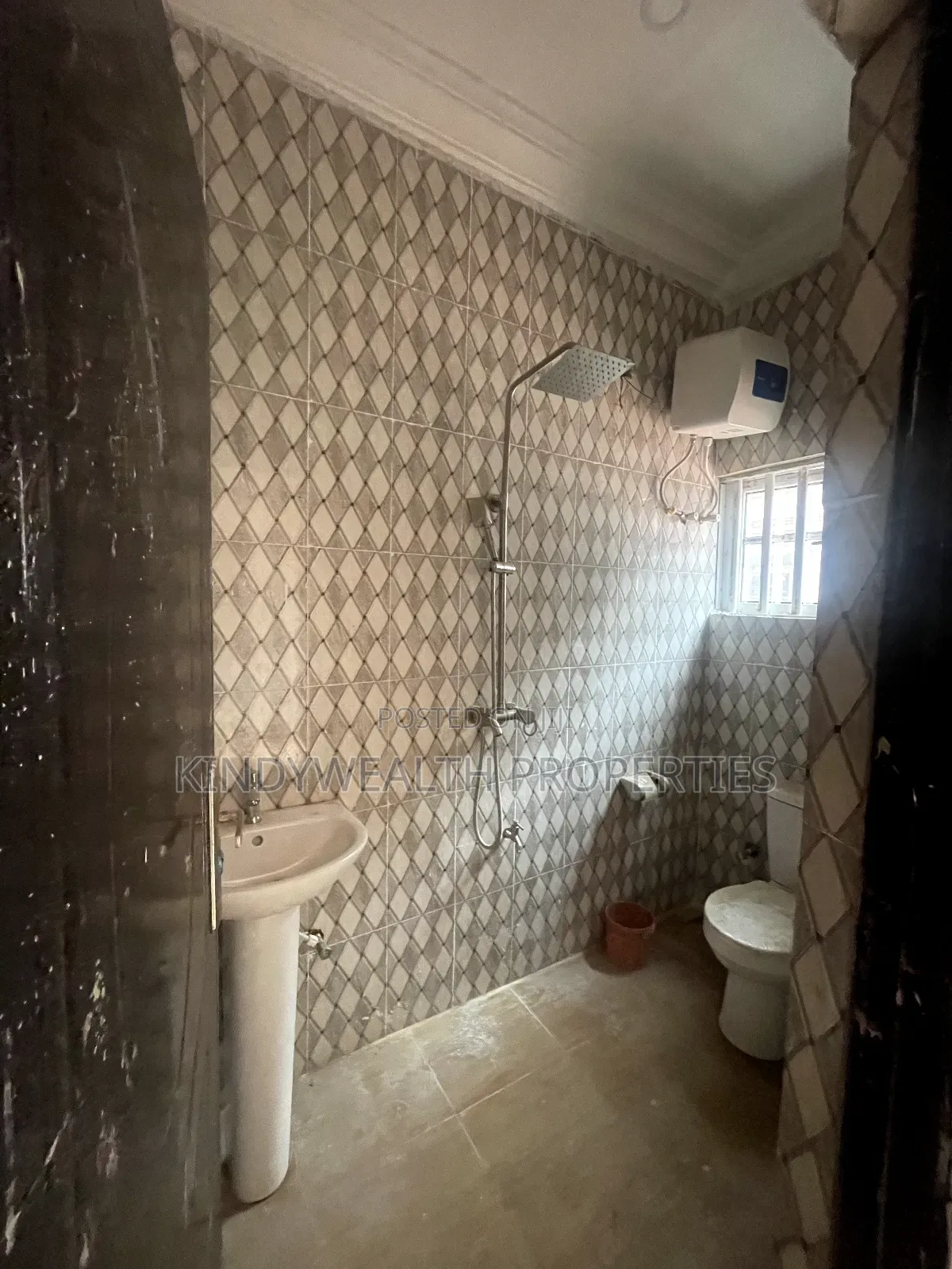 2bdrm Apartment In Benin City For Rent