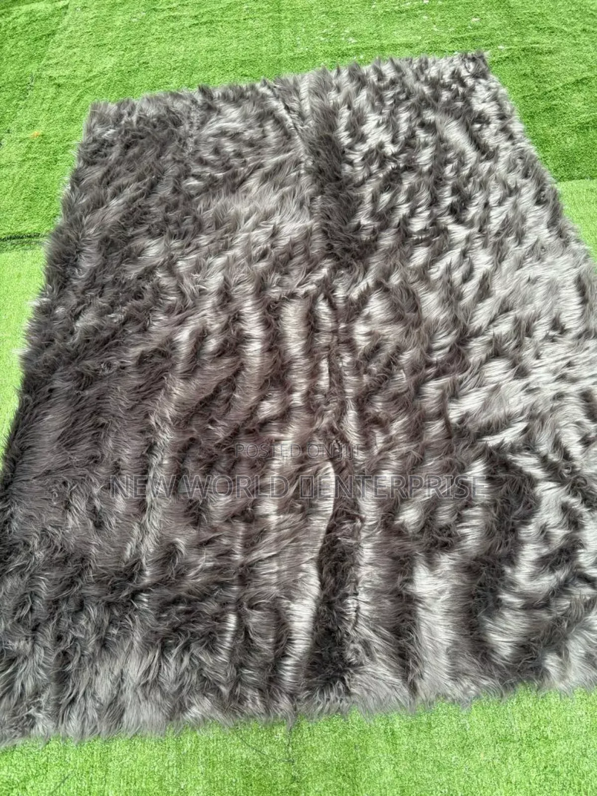 7by10 Feet Modern Fur Rug Dark Gray Colour