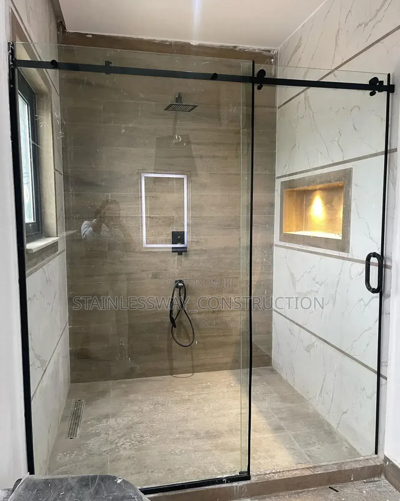 Aqua Showercubicle Sanctuary Luxury Spaceplus