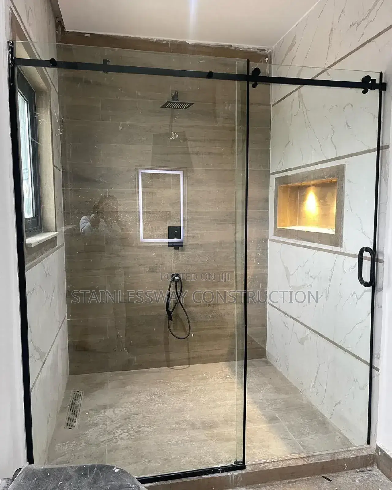 Aqua Showercubicle Sanctuary Luxury Spaceplus