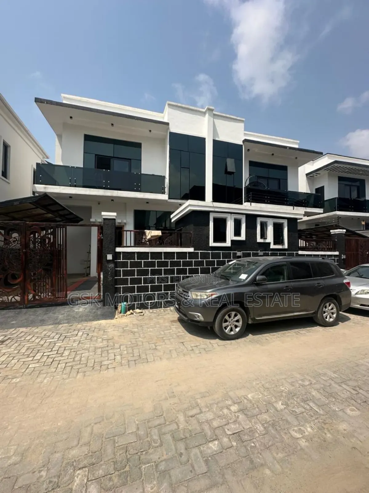 4bdrm Duplex in Ikota, Gra, Lekki for sale