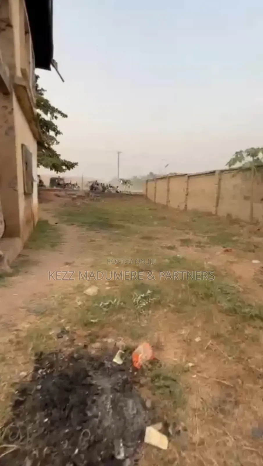 For Sale: 3 Plots With Old Building in Umuahia, Abia State