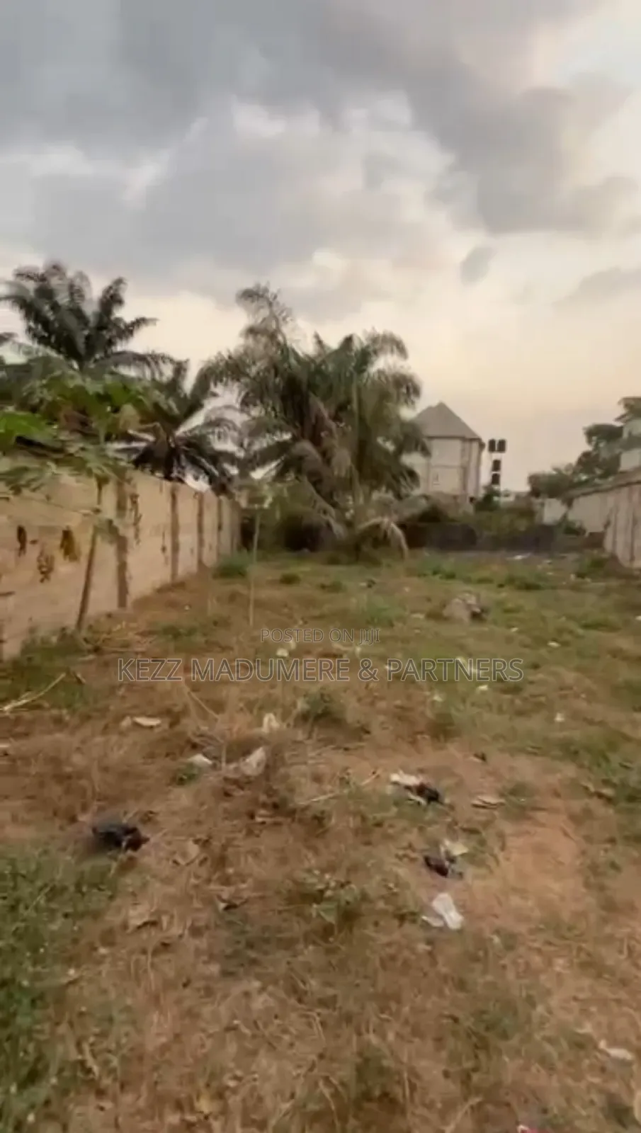 For Sale: 3 Plots With Old Building in Umuahia, Abia State