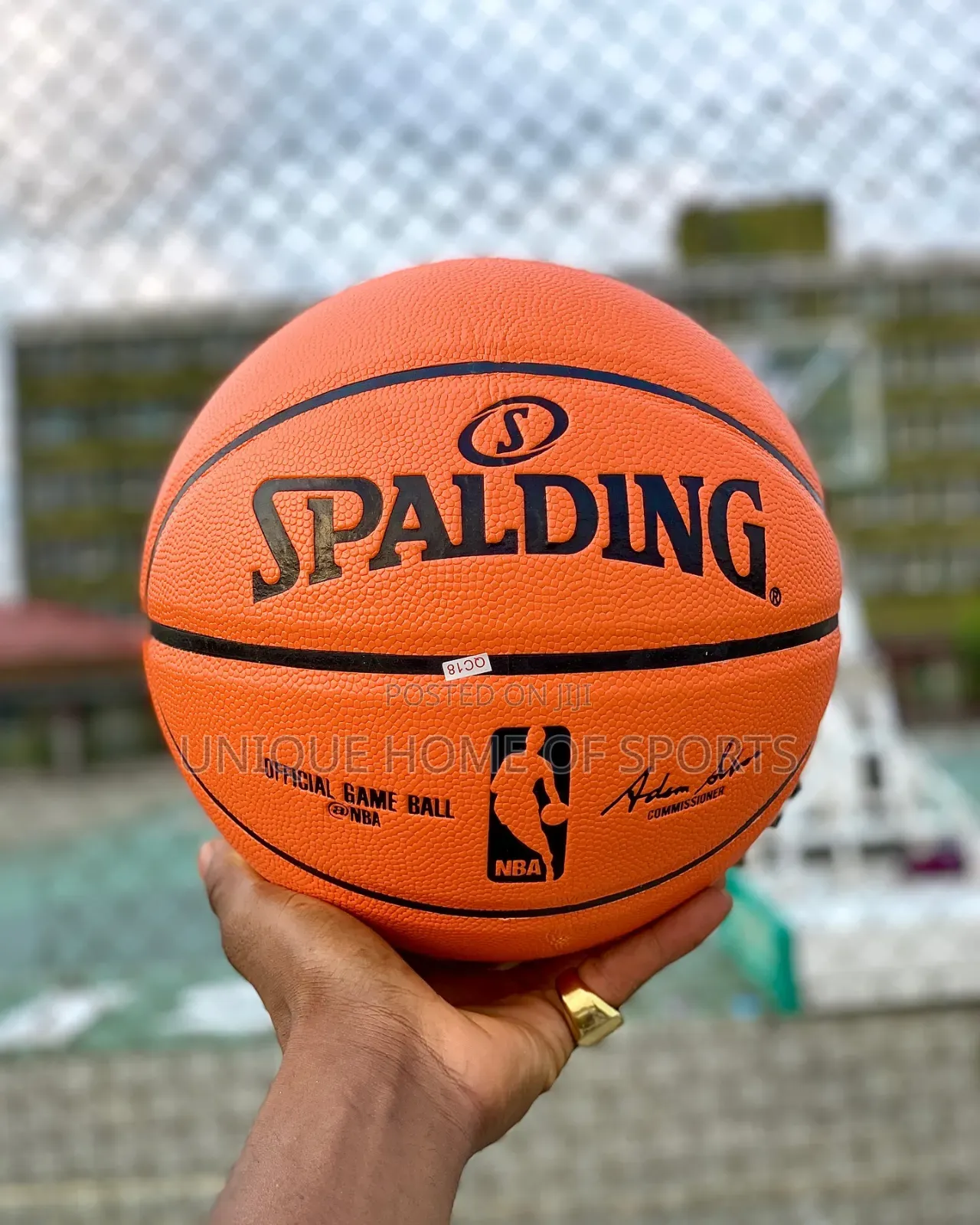Spalding Baskeball