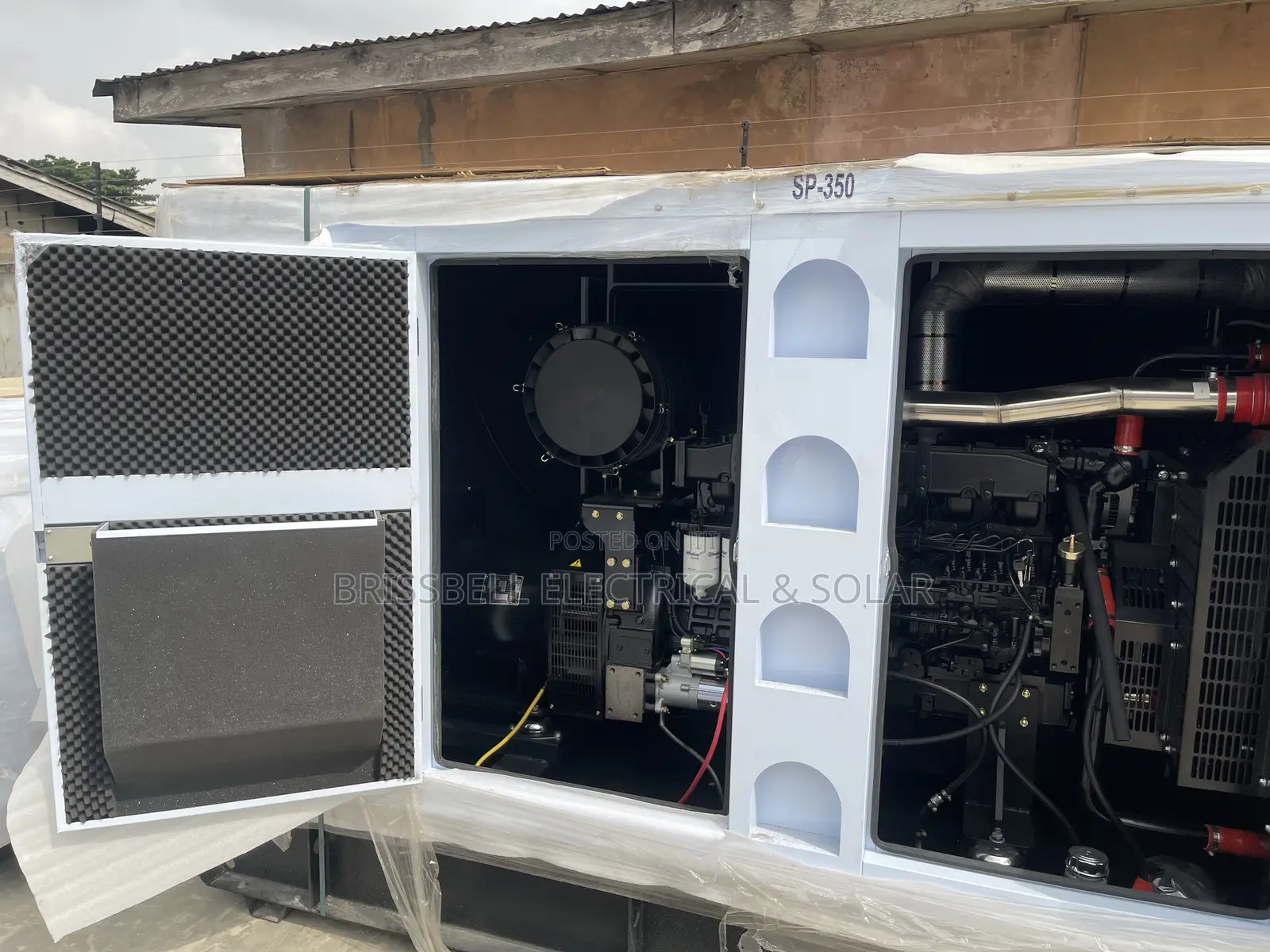 Durable New Perkins Soundproof Diesel Generator 350kva