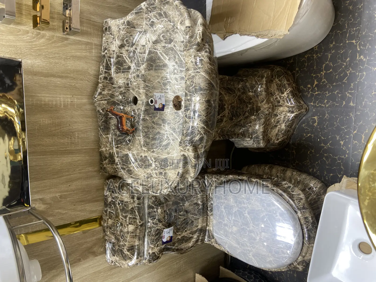 Ceramic Luxury Water Closet