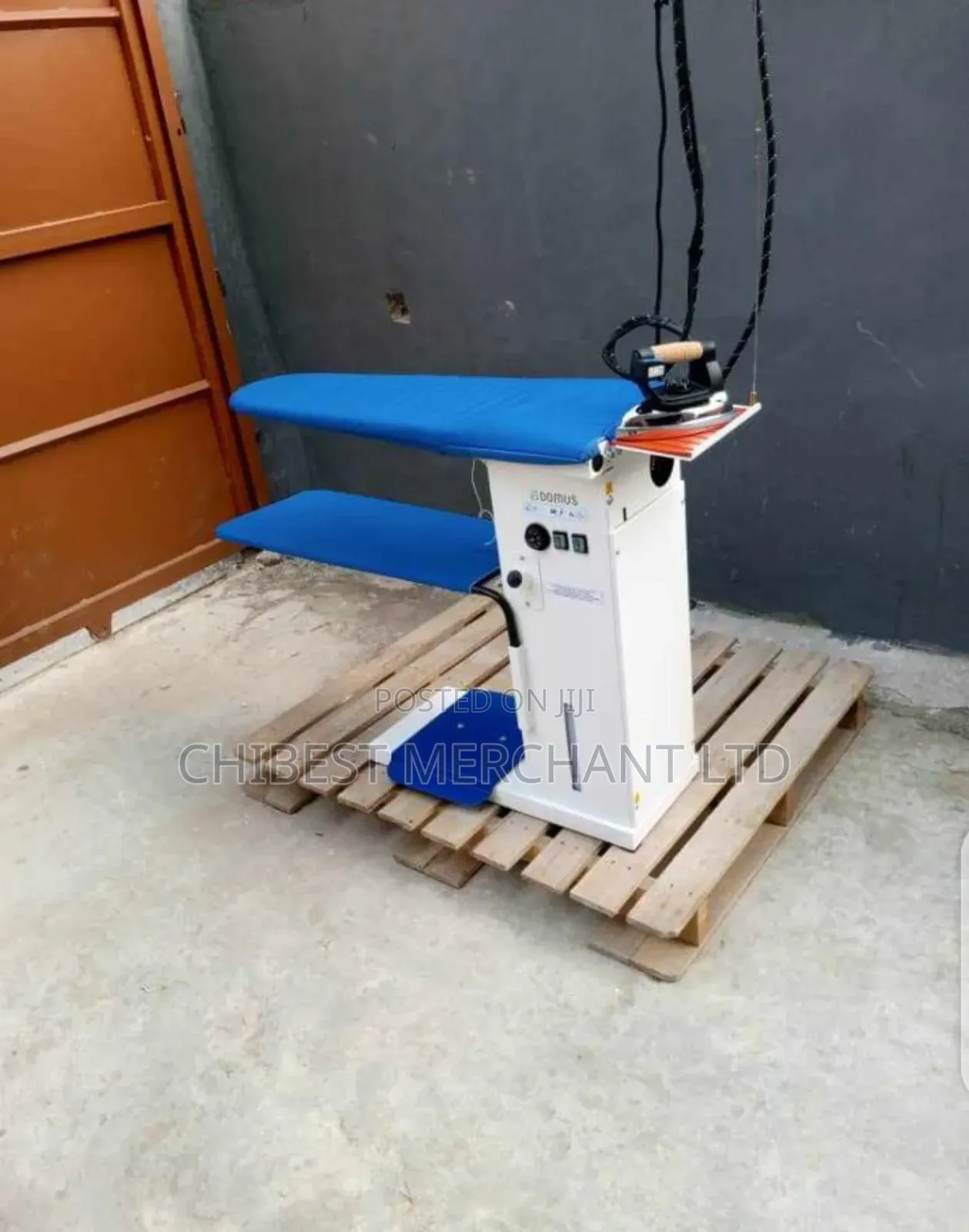 Industrial Finishing Ironing Table With Steam Boiler
