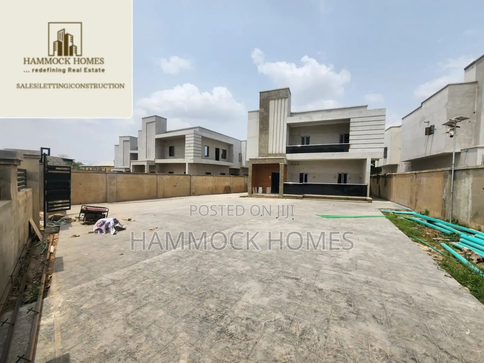 4bdrm Duplex in Oyelade Gra, Oluyole Estate for sale