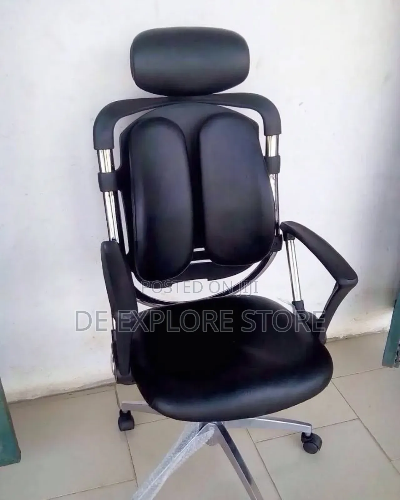 Kidney Chair
