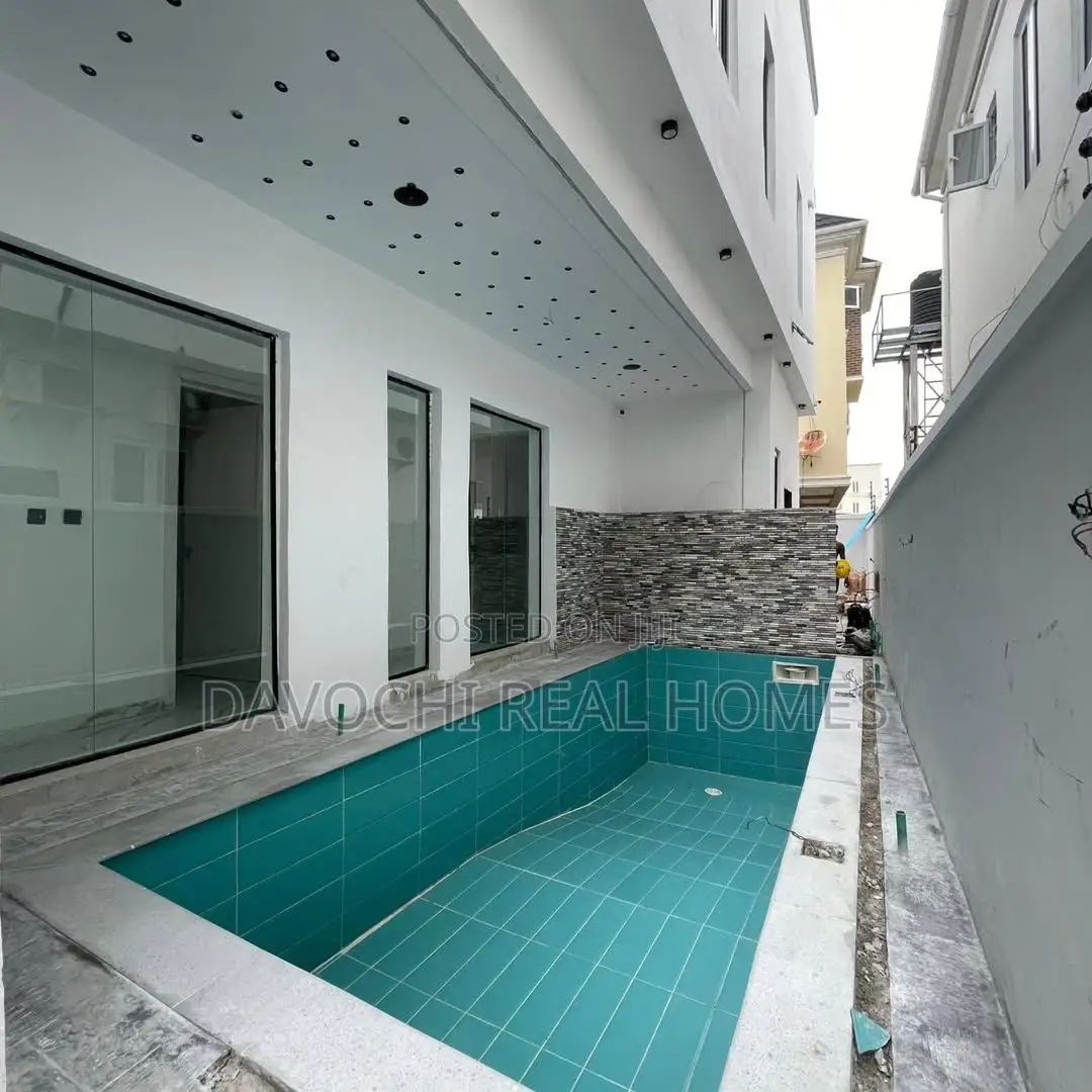 5bdrm Duplex in 2Nd Toll Gate, Lekki for rent