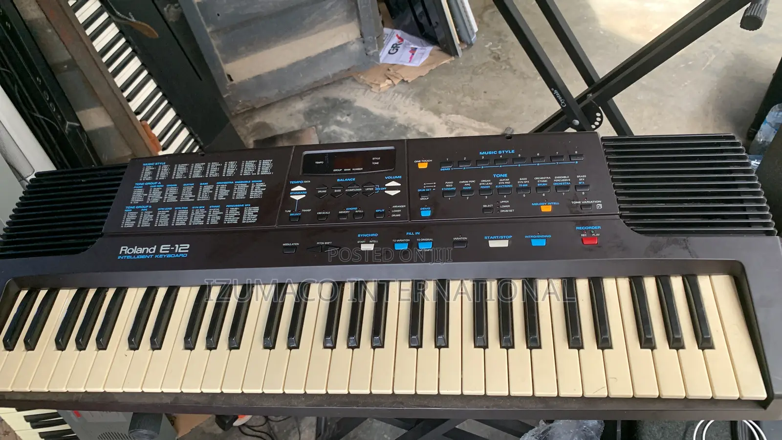 Roland E-12 Intelligent Keyboard