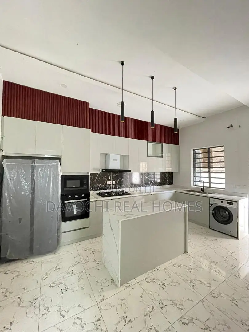 5bdrm Duplex in 2Nd Toll Gate, Lekki for sale