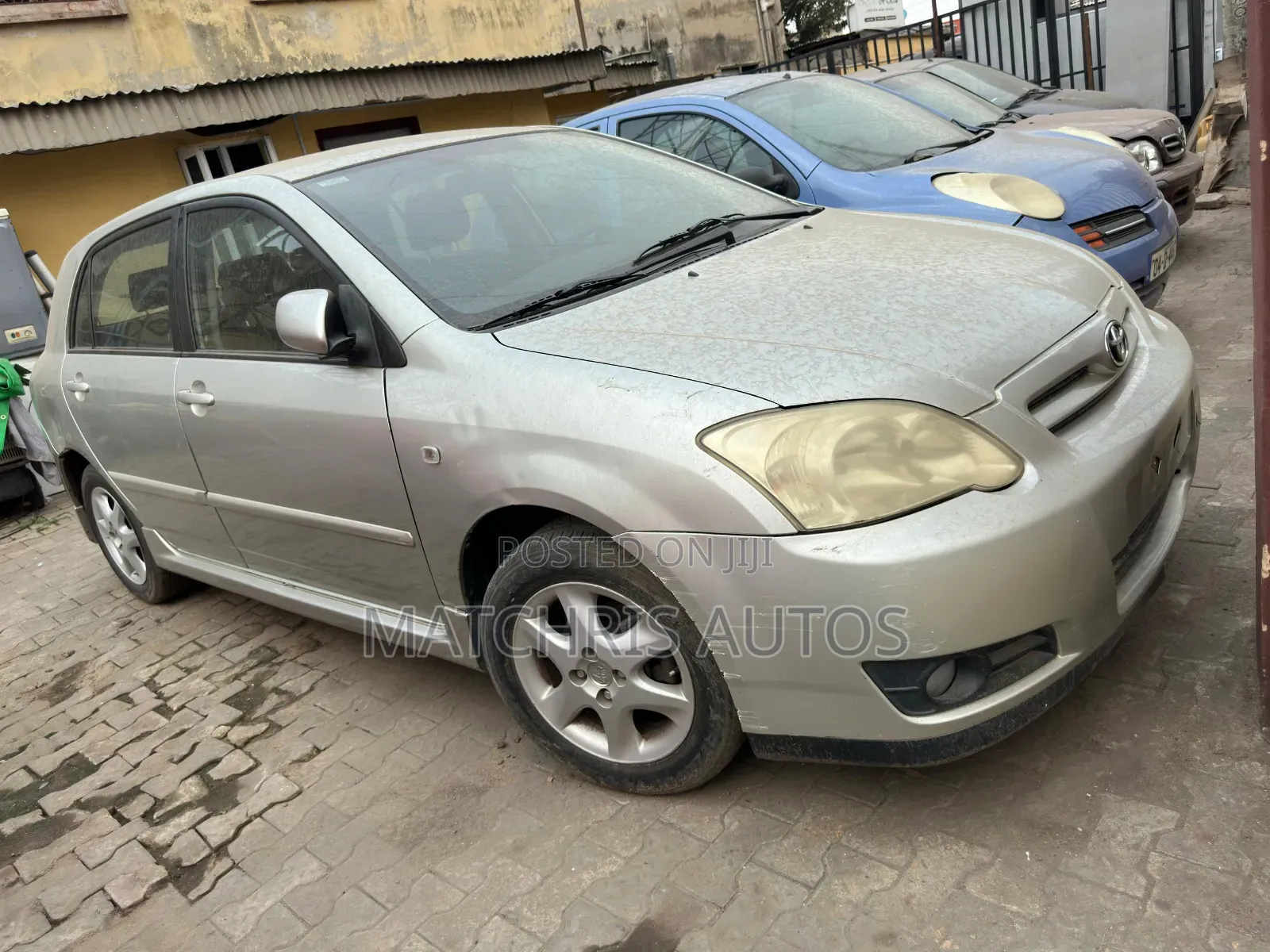 Toyota Corolla Liftback 2005 Silver