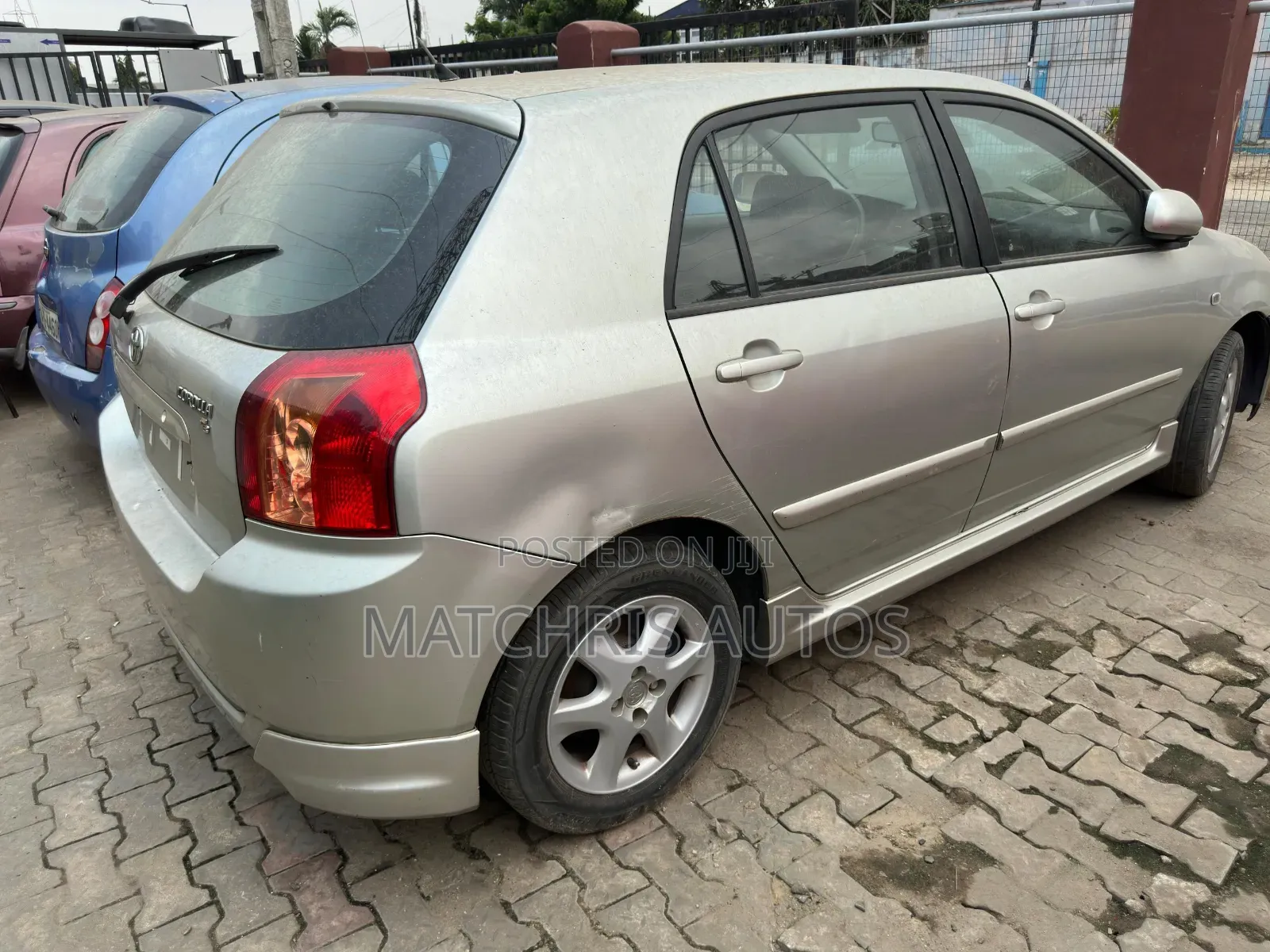 Toyota Corolla Liftback 2005 Silver
