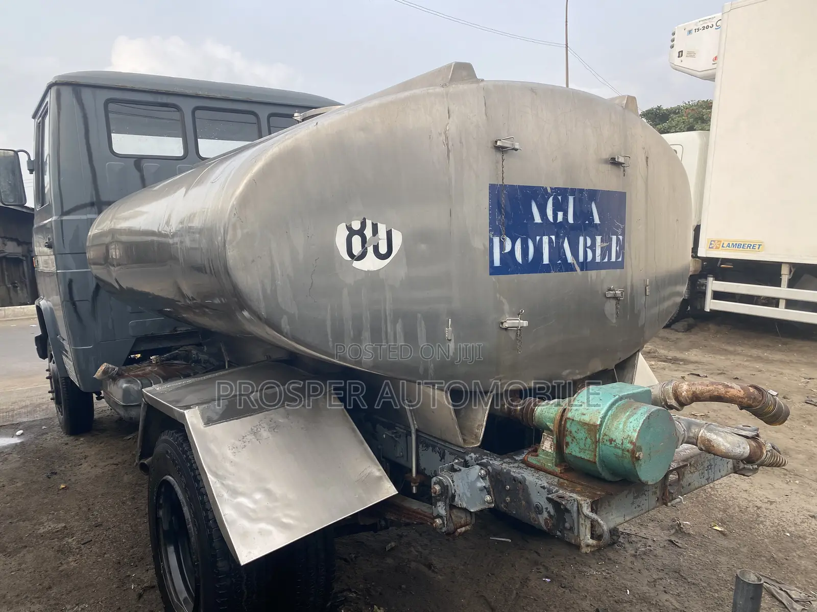 Mercedes Benz Tank Truck Stainless