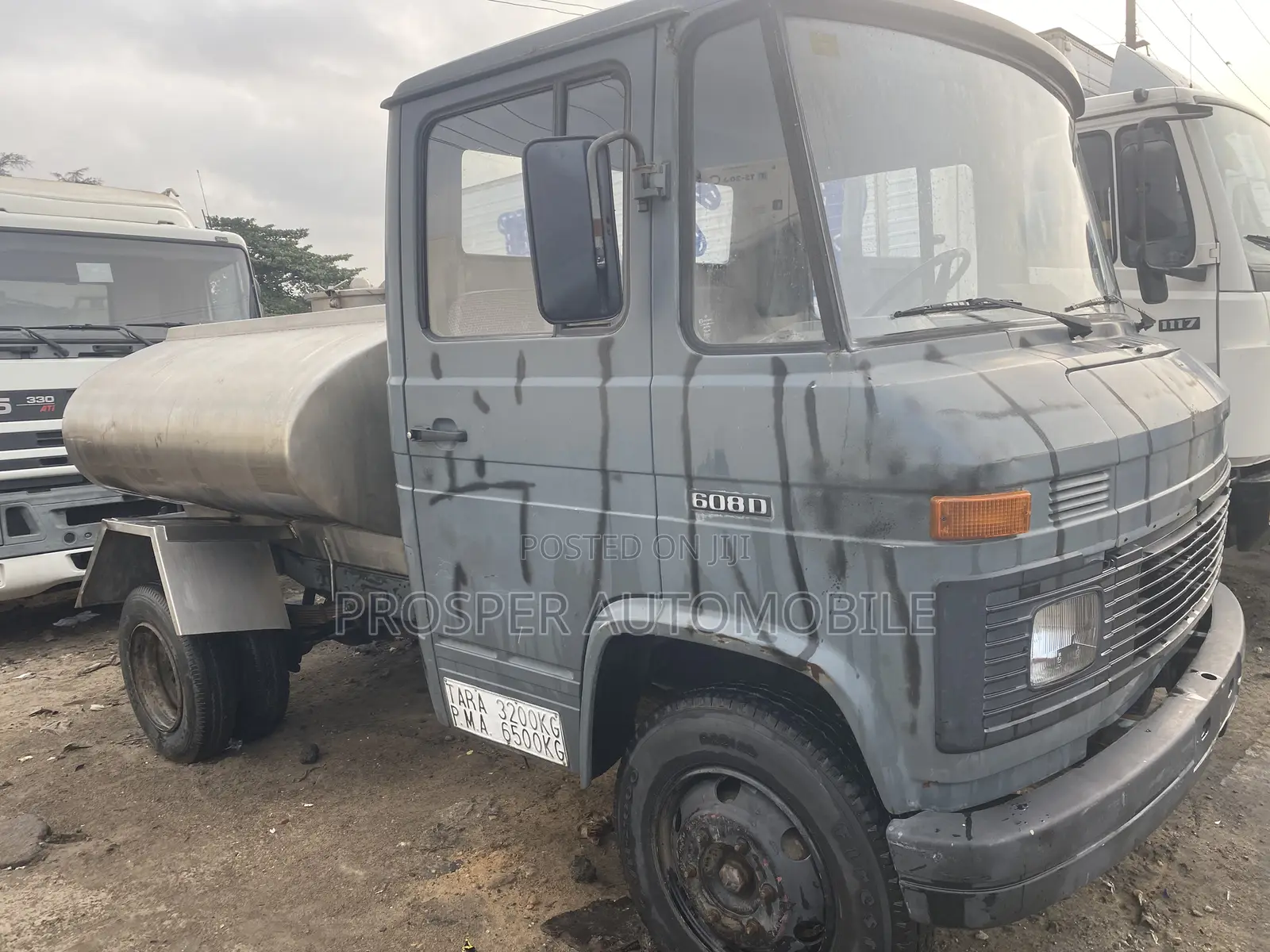 Mercedes Benz Tank Truck Stainless
