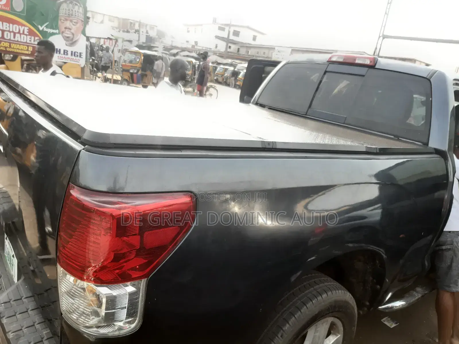 Fiber Folding Boot Cover for Toyota Tundra