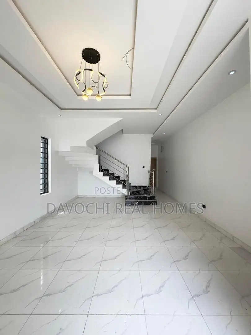 4bdrm Duplex in Ajah, Lekki Phase 1 for sale