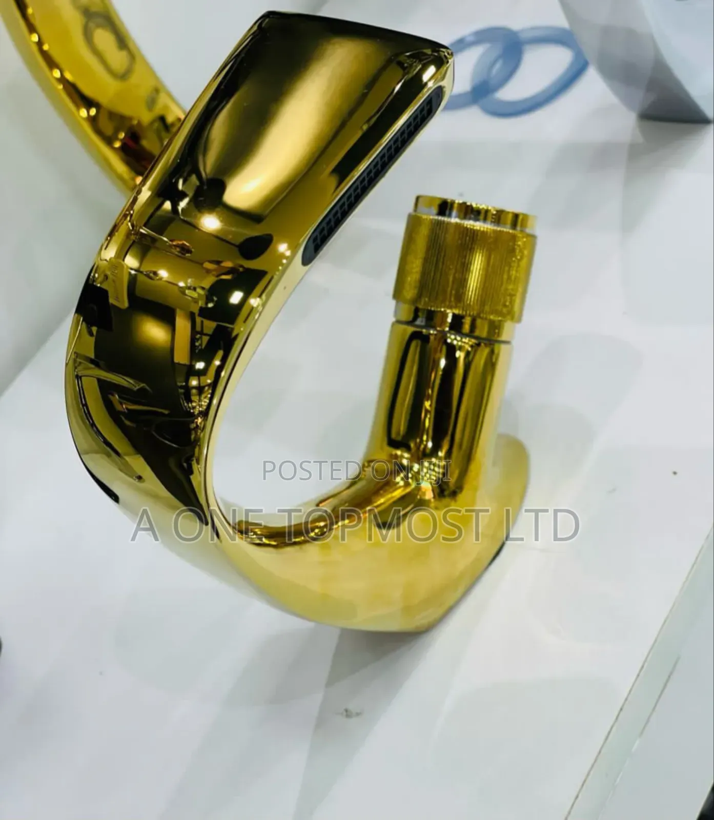 Gold Basin Mixers (C- Design)