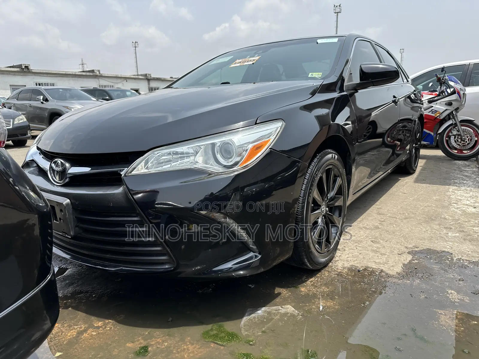Toyota Camry 2016 Black