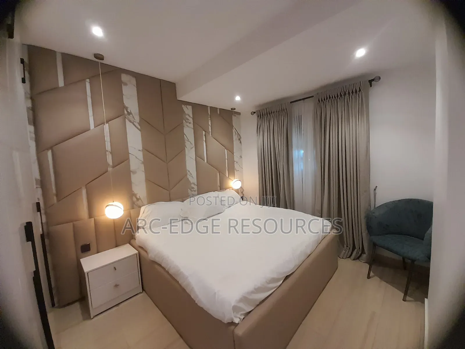 Furnished 3bdrm Apartment in Victoria Island for sale