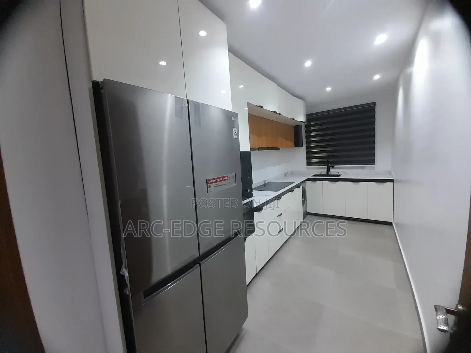 Furnished 3bdrm Apartment in Victoria Island for sale