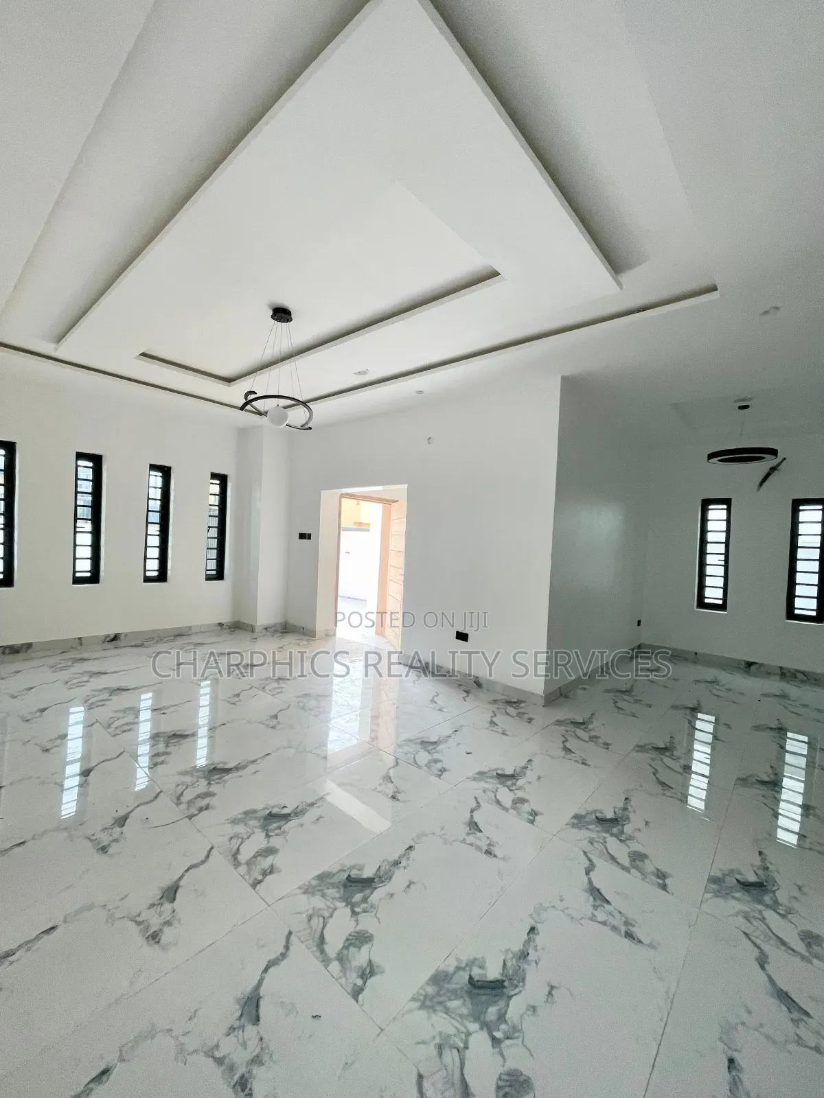 5bdrm Duplex in Ologolo for sale