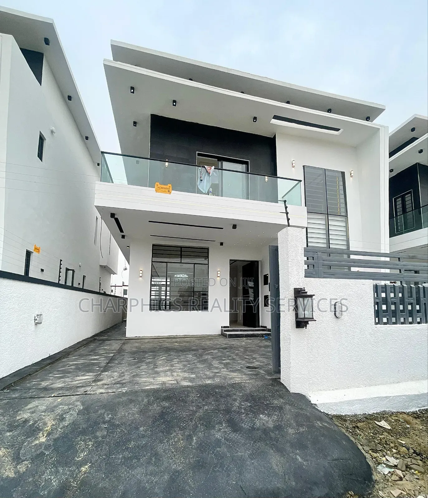 4bdrm Duplex in Ajah for sale