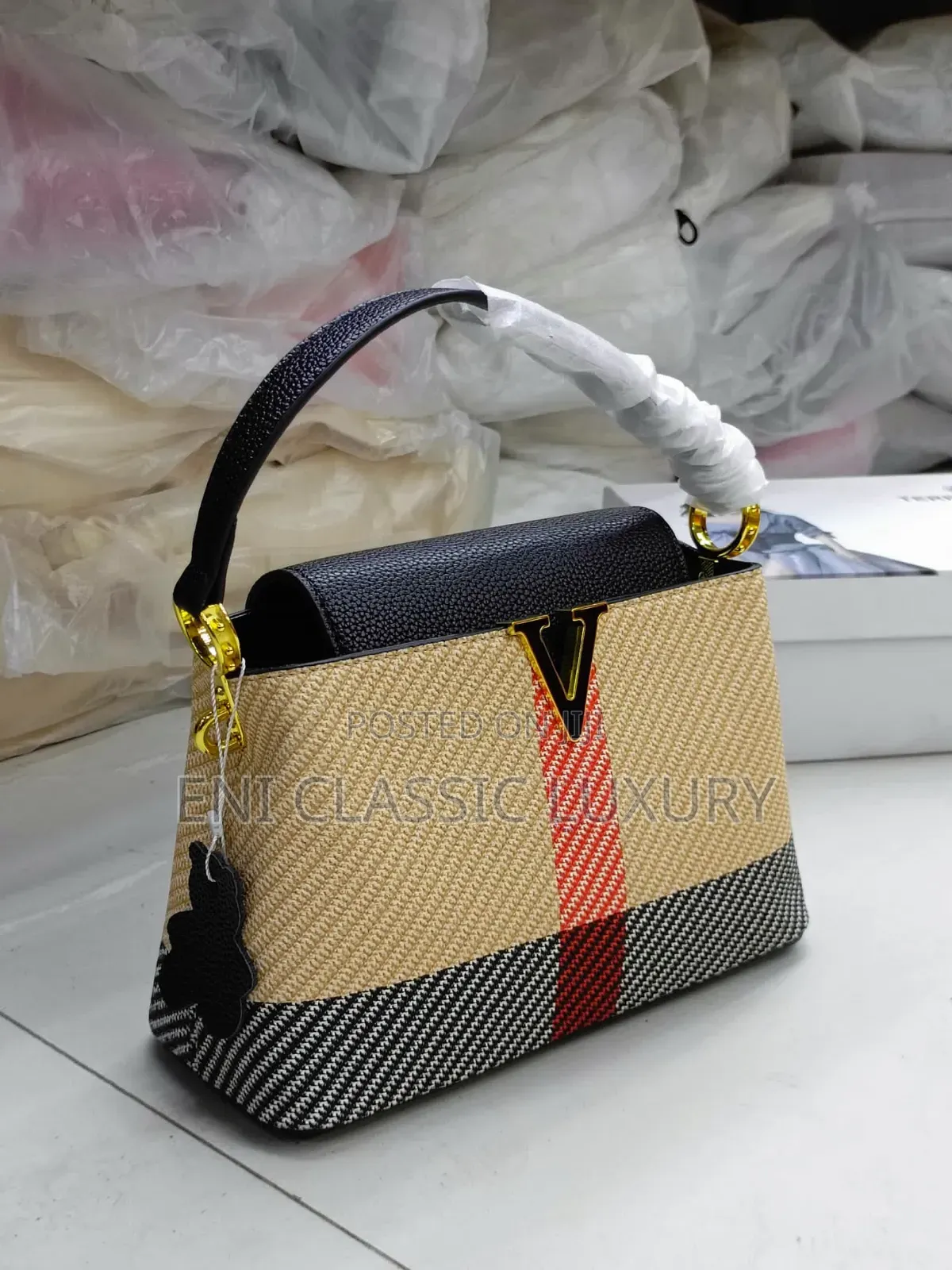 Original Luxury Women Handbags Bags Available In Store