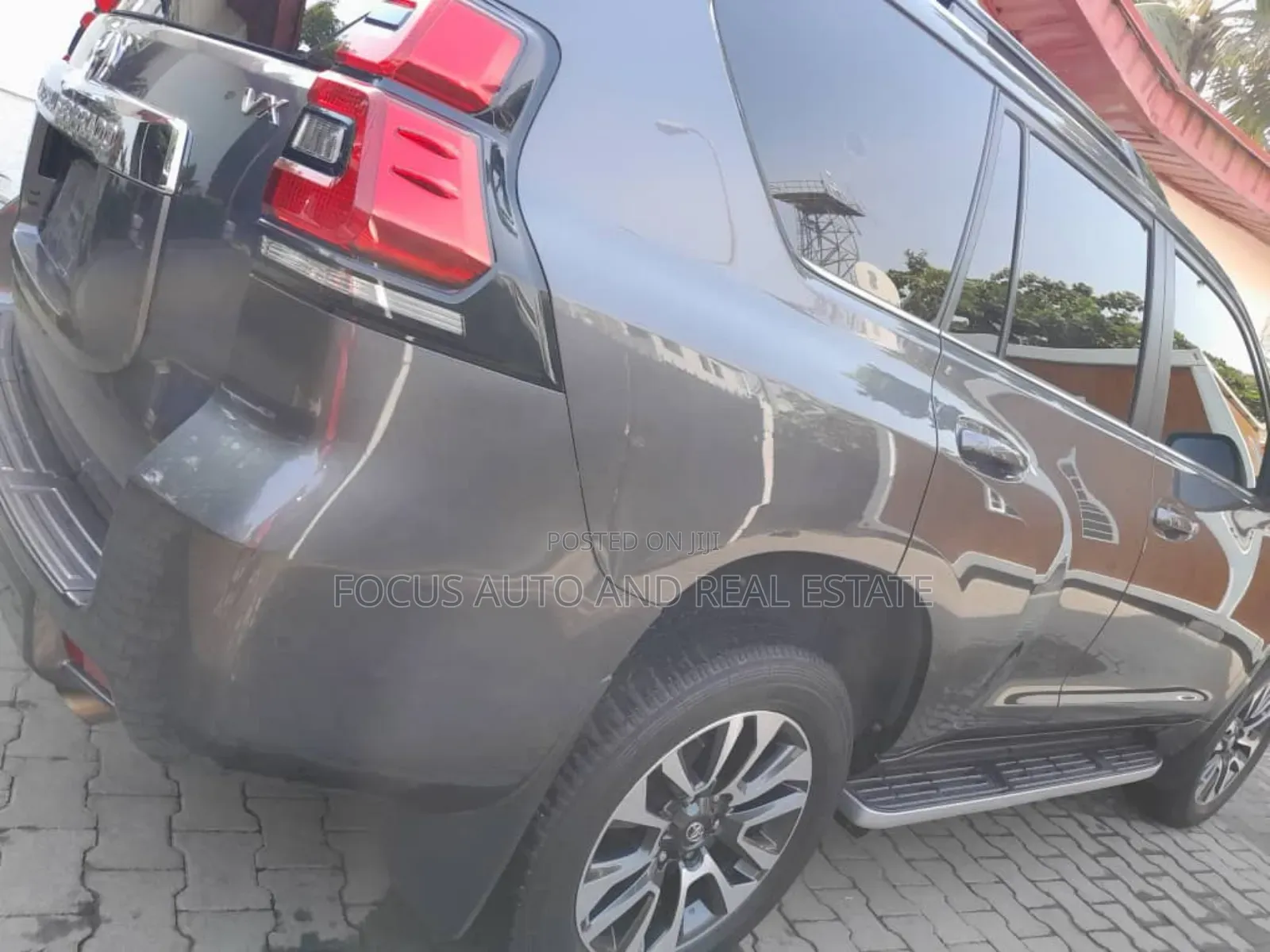 Toyota Land Cruiser Prado 2021 Gray