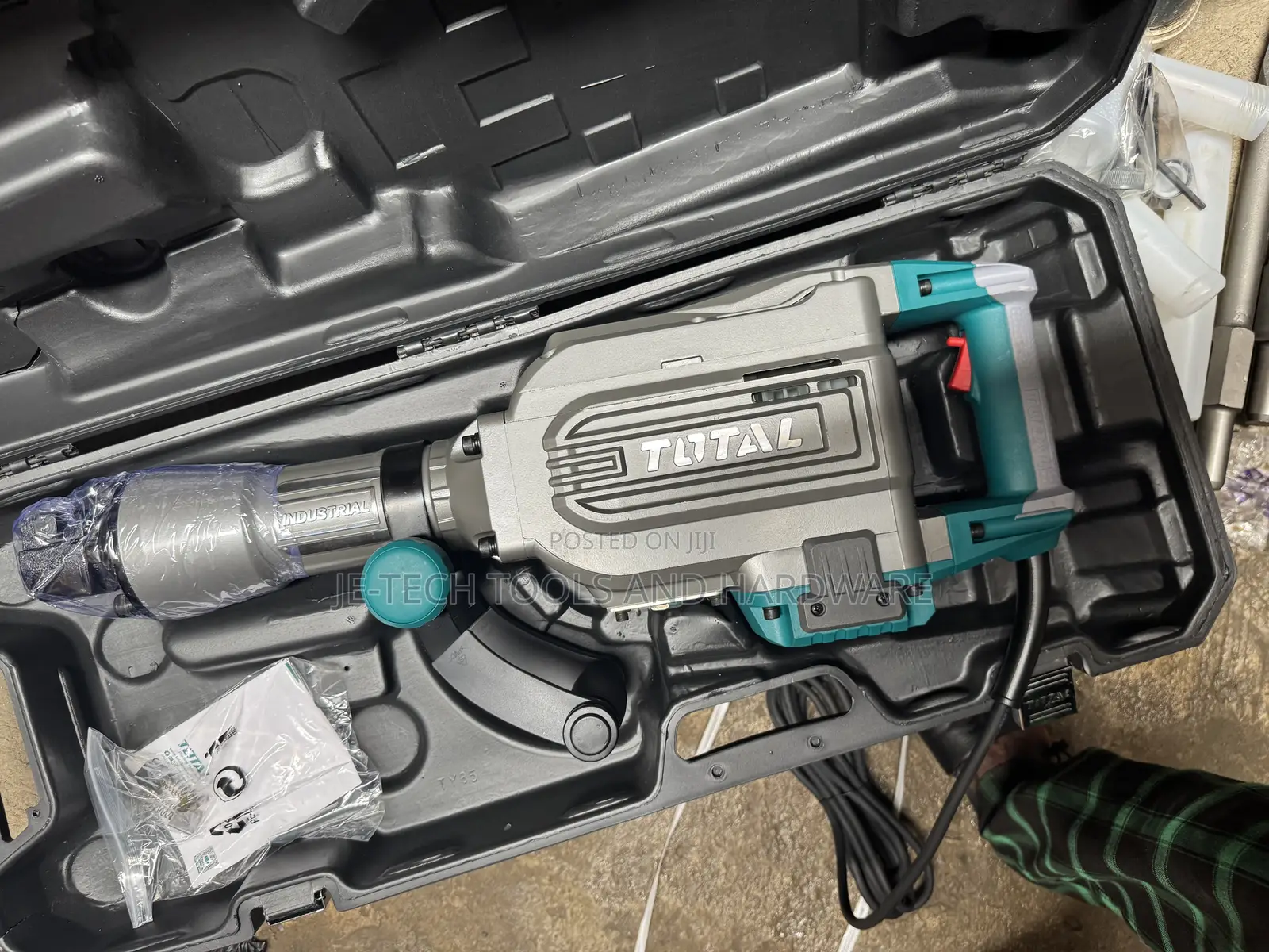 Total Demolition Hammer Total Jack Hammer 16kg -1700w
