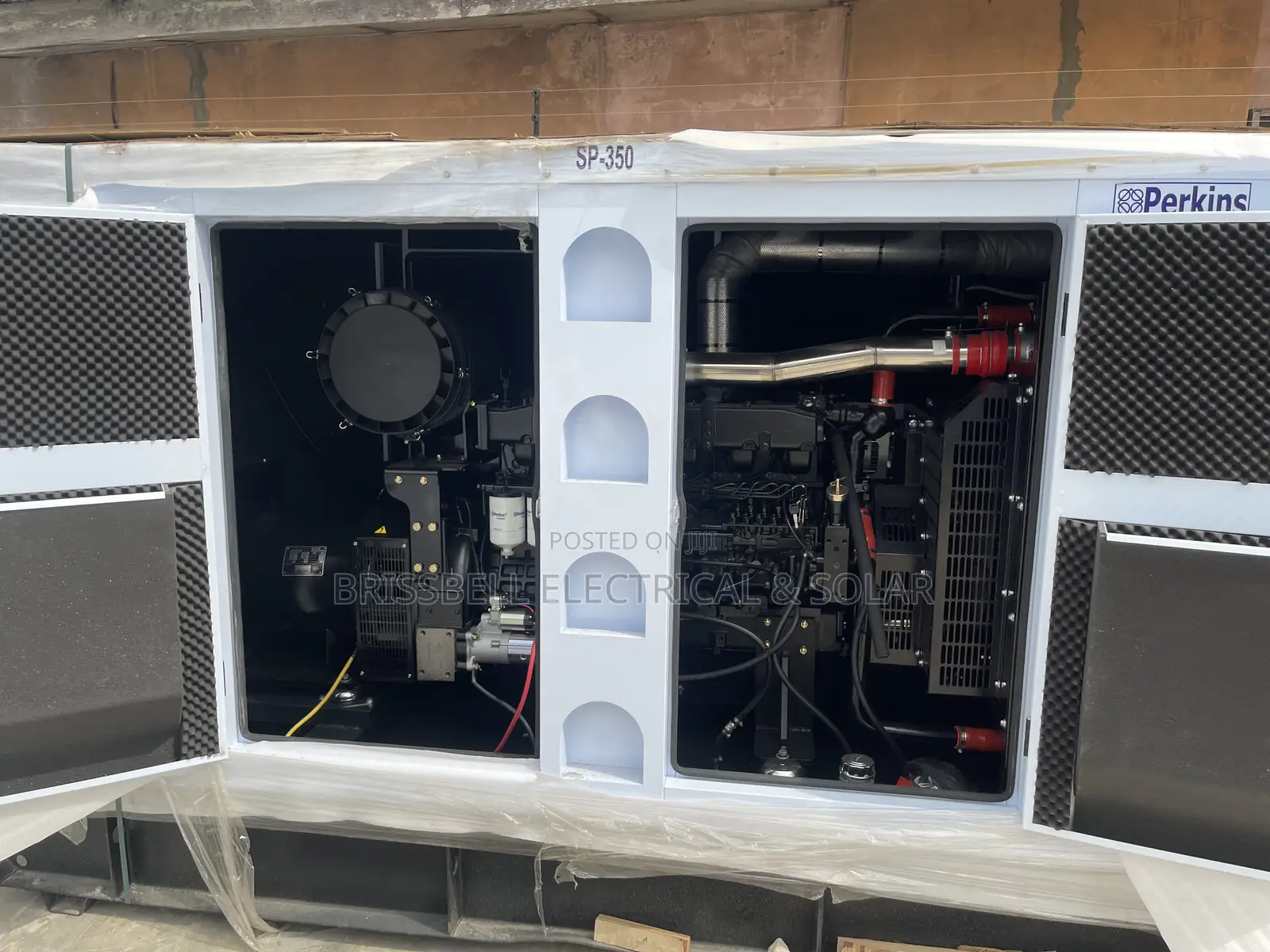 Elegant Perkins Soundproof Diesel Generator 350kva