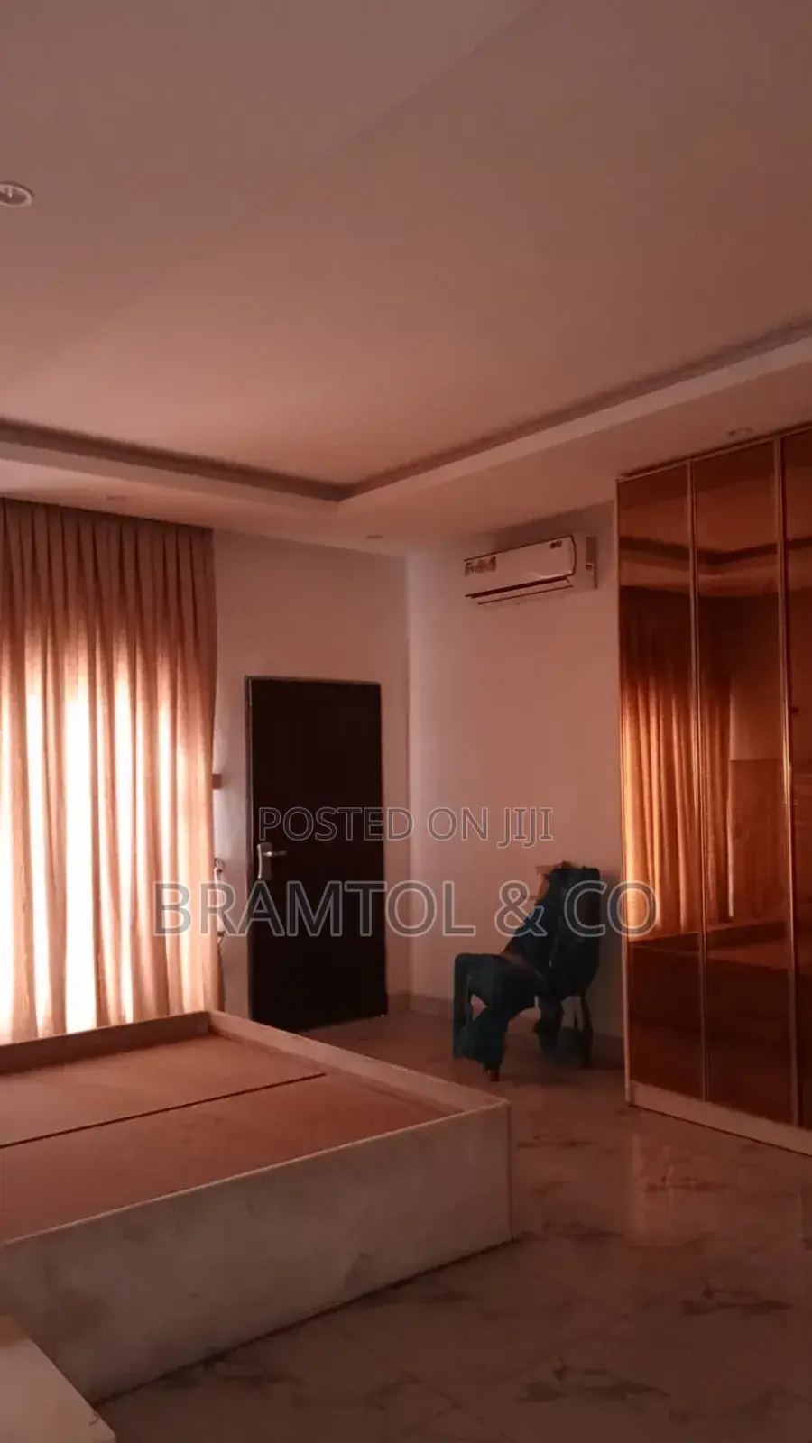 Furnished 4bdrm Townhouse / Terrace in Wuye for rent
