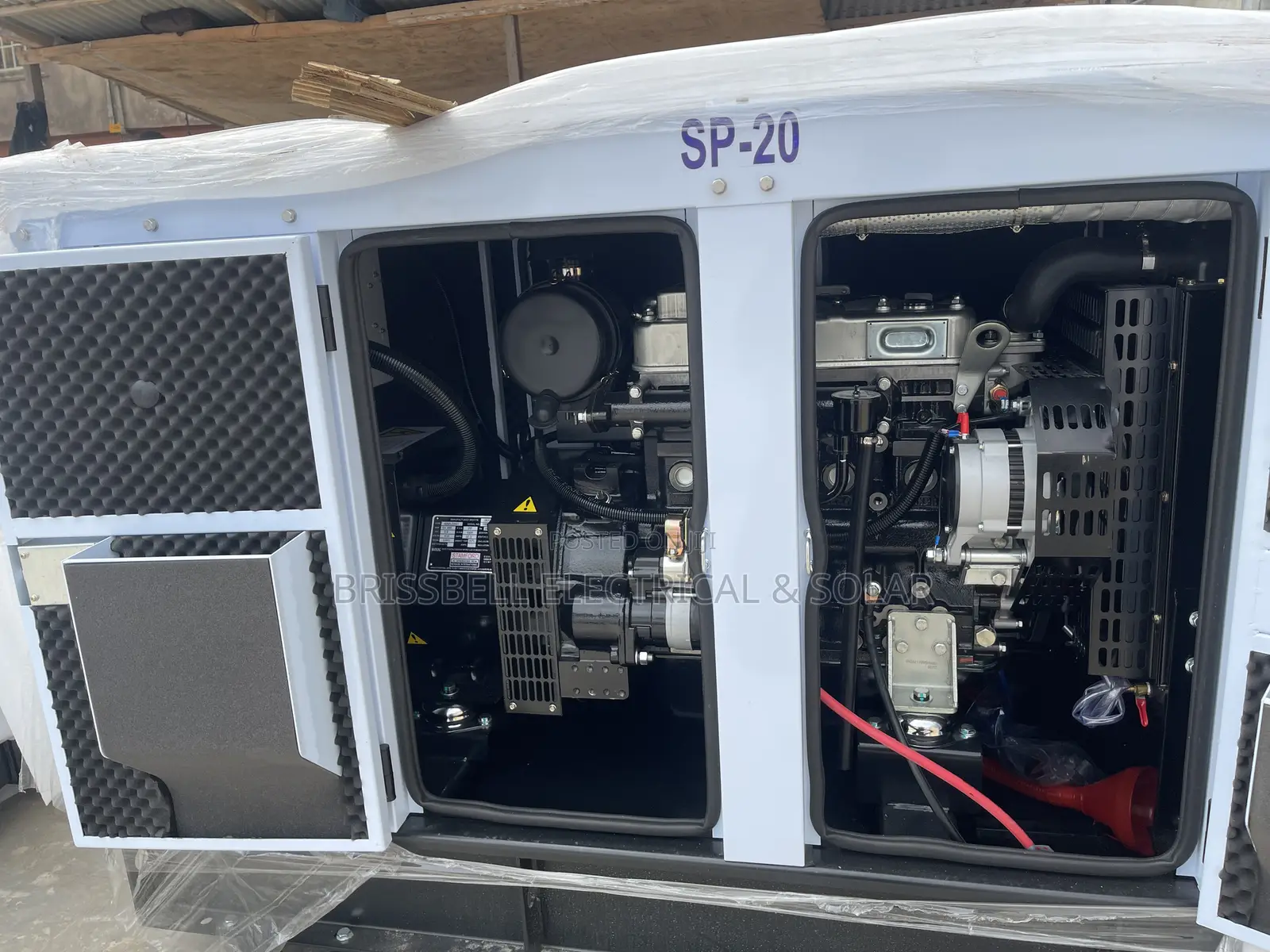 Elegant Perkins Soundproof Diesel Generator 20kva
