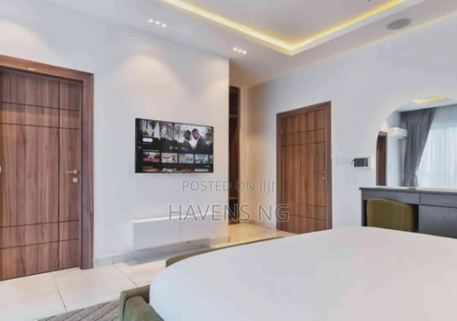 Luxurious 2-Bedroom Apartment in Lekki Phase 1