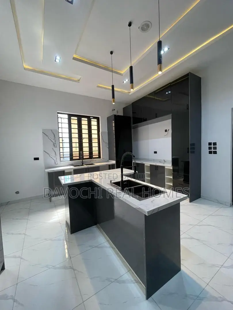5bdrm Duplex in Ajah. for sale