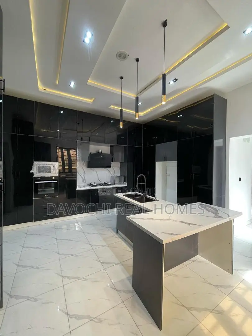 5bdrm Duplex in Ajah. for sale
