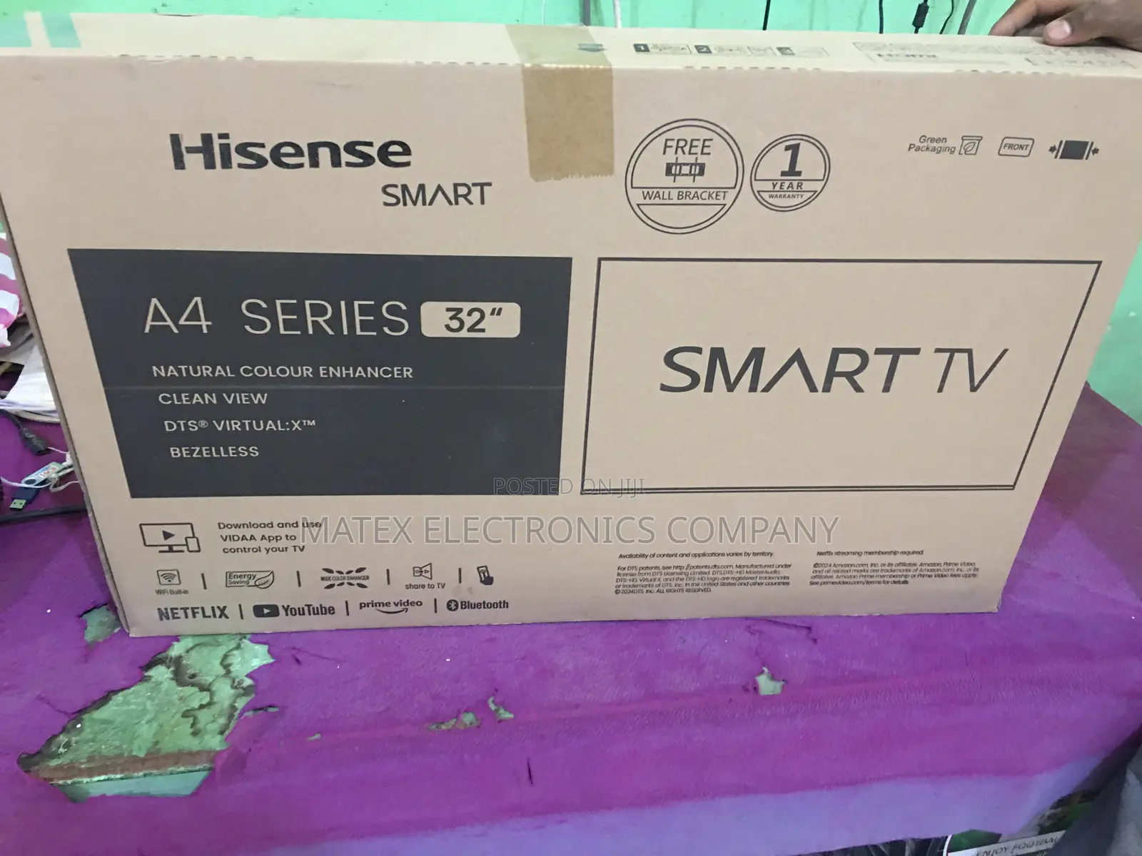 Hisense 32inches Smart Television