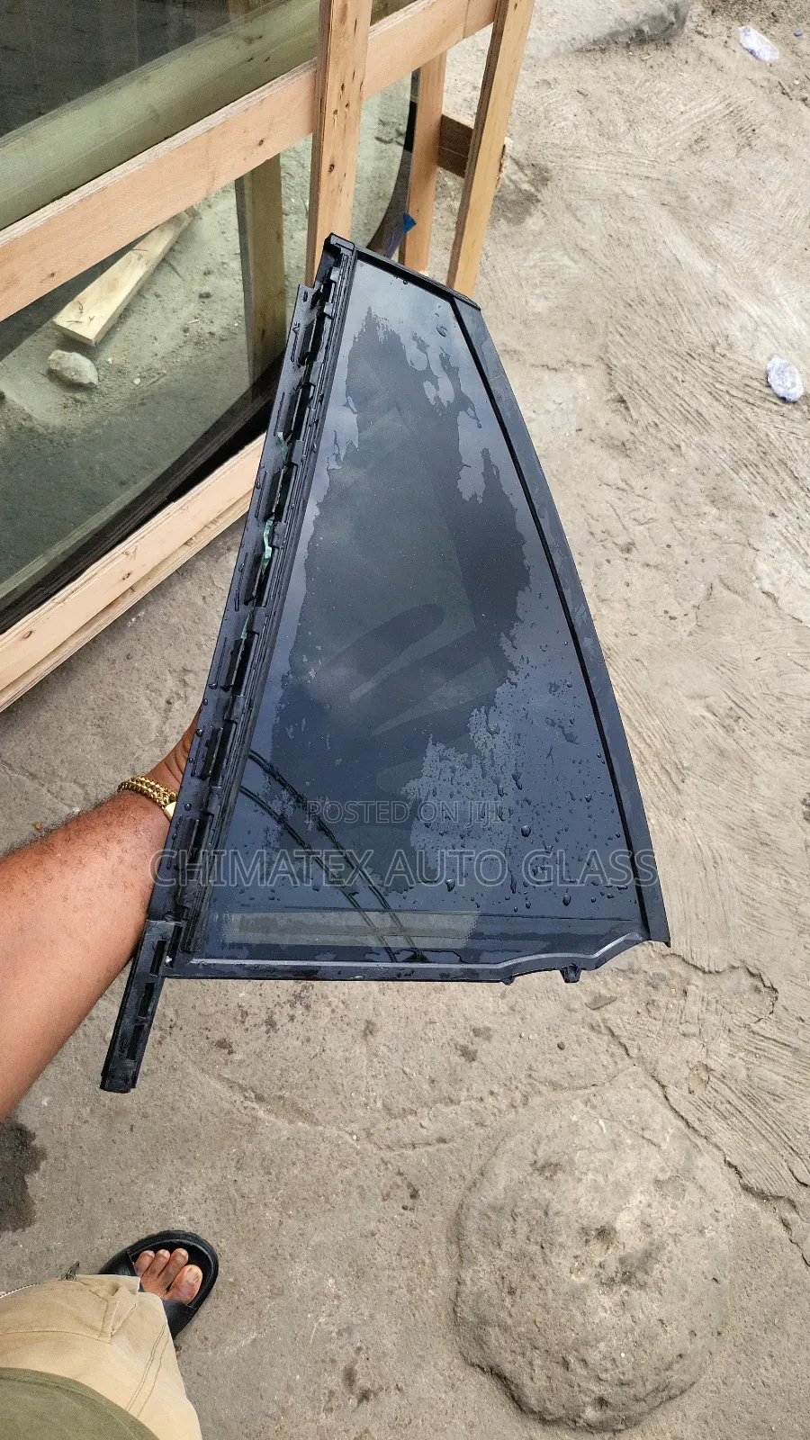 Glc300 2016 Side Vent Glass Available We Deliver