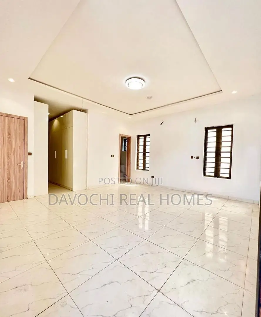 4bdrm Duplex in Ologolo, Lekki for rent