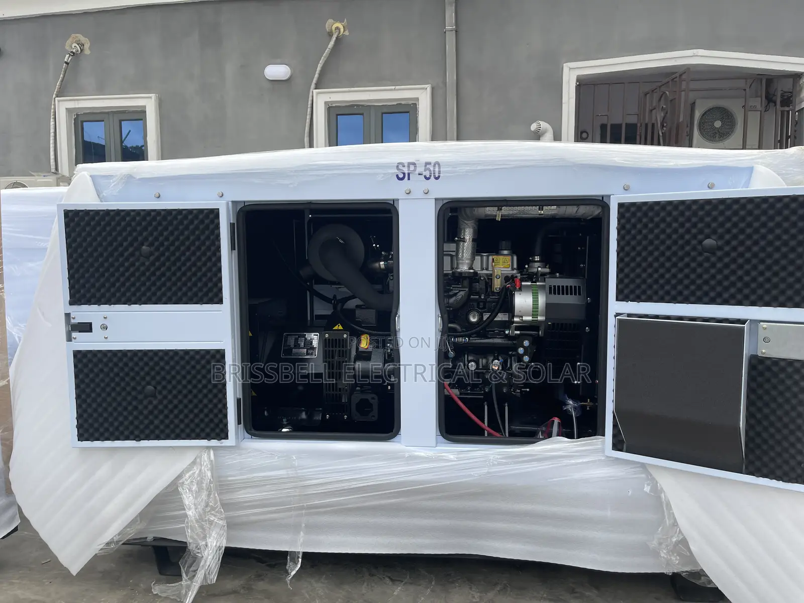Vibrant Perkins Soundproof Diesel Generator 50kva
