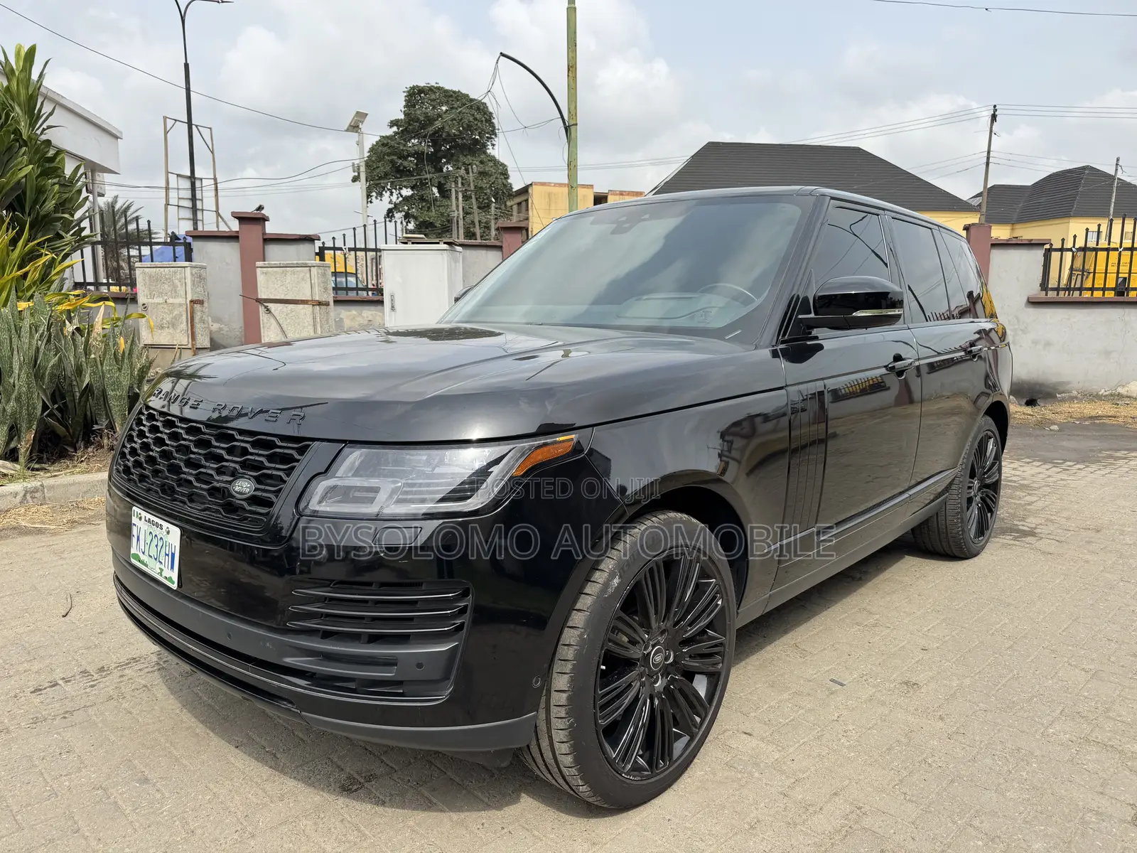 Land Rover Range Rover 3.0L V6 Supercharged HSE 2019 Black