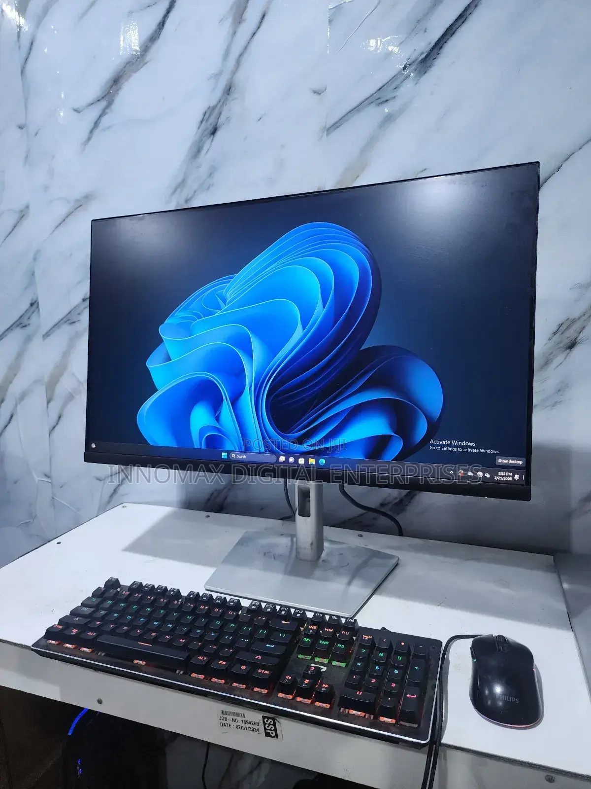 Dell Ultrasharp 24-Inch Framelss FHD 1080p Ips Panel Monitor